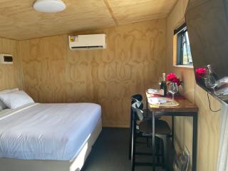 Central Otago Farmlet cabins - 5
