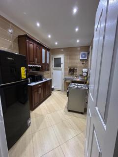 Comfy & Luxurious Apartment in Gardenia City East Cairo - 5