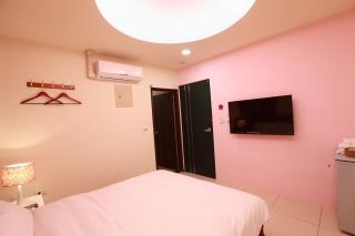 Sun Light Guesthouse - 4