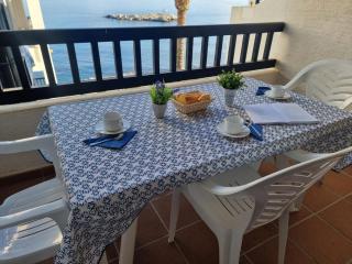 Encantador apartamento con terraza privada y piscina en L'Escala - HISP-236-145 - 2