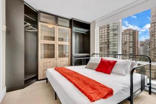 Urban Elegance - Designer 2BR Downtown Suite In Yaletown - 8