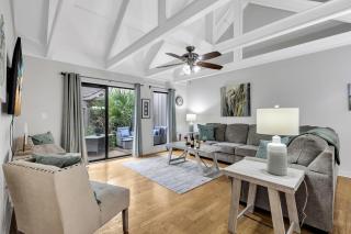 674 Queen's Grant - 5