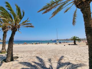 Acogedor apartamento a 50m de la playa con terraza, aire acondicionado y parking - HISP-236-82 - 6