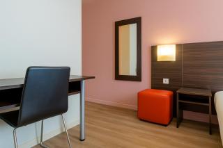 Hotel Arc Paris Porte d'Orléans - Montrouge - 1