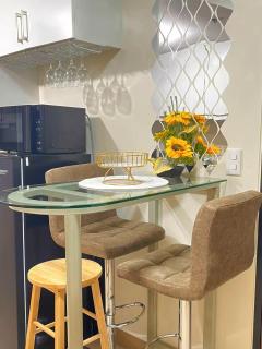 Manhattan Plaza 1BR with Netflix and Pool Access - 6