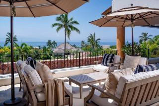 Exquisite 4-Bed Villa with Ocean Lake Views - 4