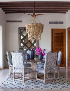 Exquisite 4-Bed Villa with Ocean Lake Views - 5