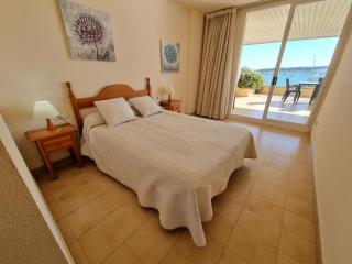 Hermoso apartamento de 2 habitaciones con terraza cerca de la playa - HISP-236-148 - 1