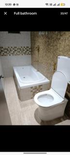 Seaface Bldg 1BHK 0r 2 BHK Luxe service flat, Mumbai - 2