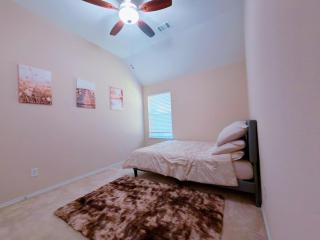 20 percent off January-Spacious Home-5BR Sleep 12-Near Dallas - ATT Stadium - 1