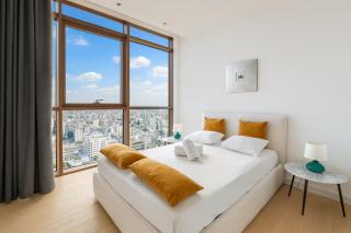 SkyHigh Central 360 Gym & Pool - 3