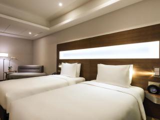 Novotel Shanghai Hongqiao - 4