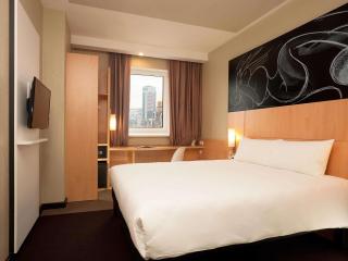 ibis Kyiv Railway Station - 1