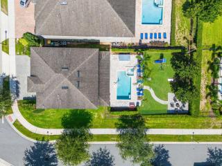 Contemporary 6 Bdrm Home with Private Spa in Encore - 6