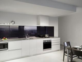 Mantra Circle On Cavill - 9