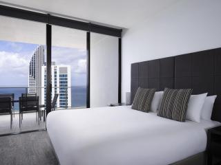 Mantra Circle On Cavill - 7