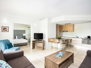 Mantra Aqueous on Port - 2