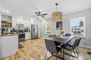 New 3br home Ready for the Holidays - Non smoking - 9