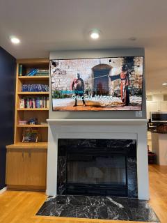 Gorgeous Queen Anne Townhouse - Rooftop Deck! - 3