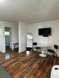 Cozy Studio with King Bed - 3