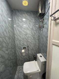 Cosy and Comfortable Cottage in South Delhi - 3