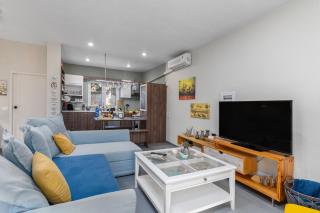 Seaside, relaxing family house with playground! Villa Lavrys 4 - 8