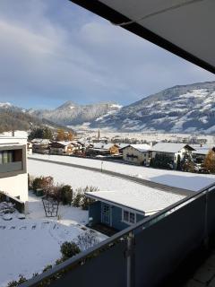 H19 - Modernes Ferienhaus 145qm, 3SZ, Wellnessbereich mit Sauna und Dachterrasse mit Panoramablick, Kühlen und Heizen mit Geothermie - 9