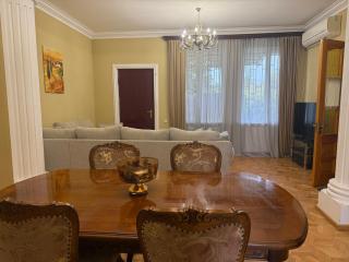 Warm Family Getaway - Tbilisi - 8