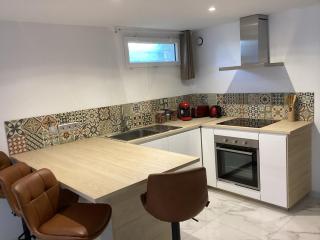 Independent apartment for 4 people in house - 3