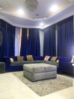 Peaceful & Convenient Home Opic Estate - 9