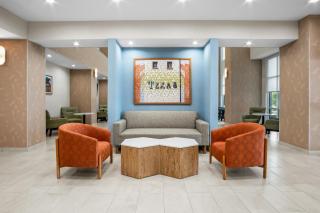 Hampton Inn and Suites Waxahachie - 4