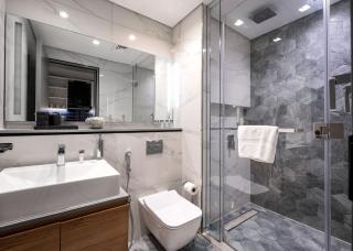 StayShort - Studio in Business bay Sleeps 2 with City Views - 1