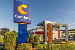 Comfort Inn - 3