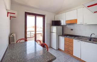 1 Bedroom Gorgeous Apartment In Briatico - 8
