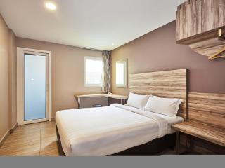 ibis budget Singapore Crystal - 5