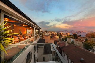 Azade Premier Hotel - 0