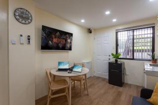 Aesthetic Boho Studio Near Maginhawa & UP - 9