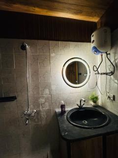 3-Bedroom Flat in Jhika Gali Murree with Balcony - 8