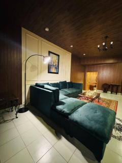 3-Bedroom Flat in Jhika Gali Murree with Balcony - 3