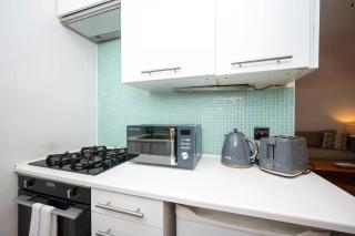 Bright 1BR Flat Near Church St Clissold Park - Pass the Keys - 2