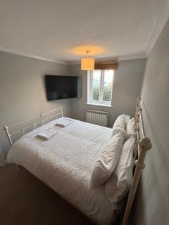 Fab city centre apartment with free parking - 7