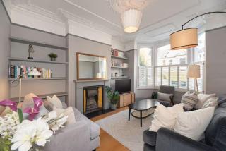 Beautiful Home with Garden Near Finsbury Park - Pass the Keys - 0