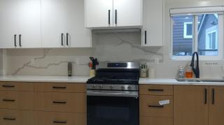 Vancouver Downtown Guest House - Near Skytrain, Free Parking & Fast Wifi - 8