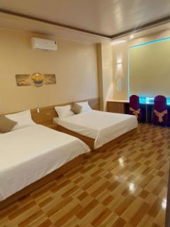 hottel hung phat - 7