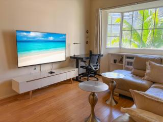 Hawaii Oasis 2-Bedroom at The Cove Waikiki condo - 5