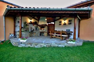 Private 4BR-2BA guest House Dryanovo with Pool and FREE Parking - Dryanovo - 7