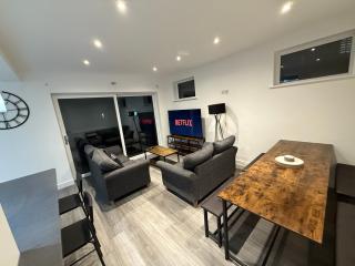 5 bedroom house in Pettswood - 6