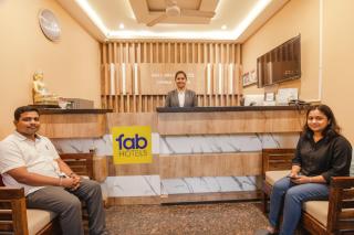 FabHotel MRV Inn - 8