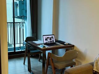 1 Bed 1 Bath - Serviced Apartment Near City Center With Rooftop Pool and Gym - 6