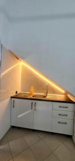 Cosy gateway studio in Tirana - 6